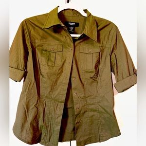 Express Buttoned Blouse